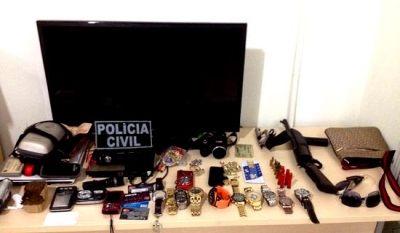 Polícia Civil prende um em flagrante e outro foragido